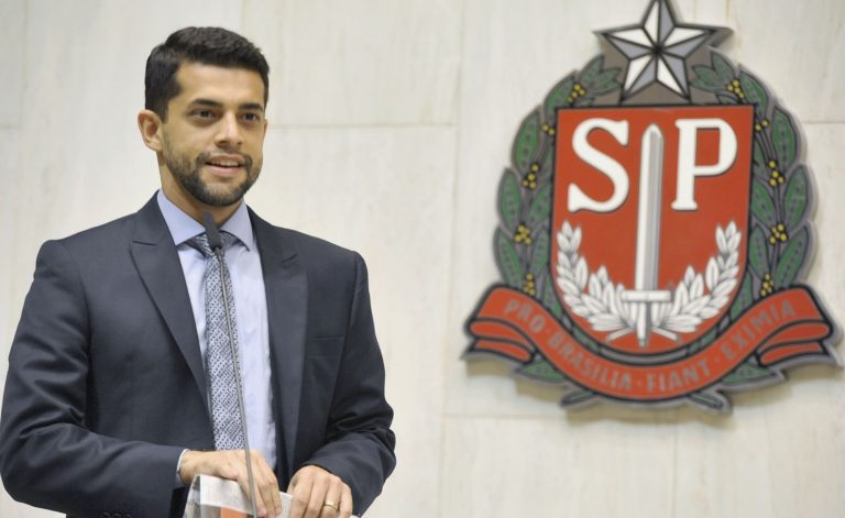Alesp aprova projeto de Caio França que inclui medicamentos à base de cannabis no SUS